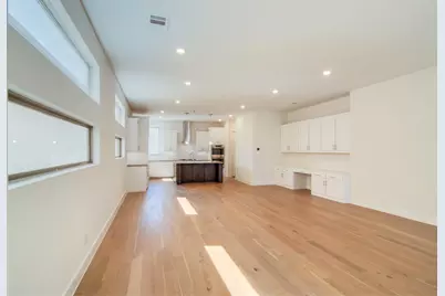 8221 Folcroft Lane, Dallas, TX 75231 - Photo 22