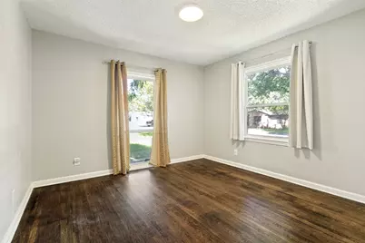 4808 Sherwood Drive, River Oaks, TX 76114 - Photo 8