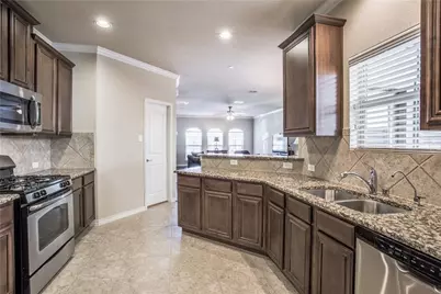 8717 Whitehead Street, McKinney, TX 75070 - Photo 4