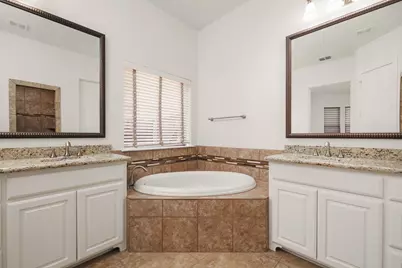 342 Park Hill Lane, Grapevine, TX 76051 - Photo 22