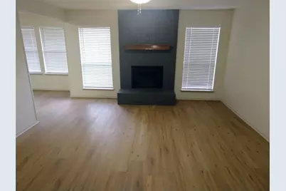 3610 Westgrove Drive, Arlington, TX 76001 - Photo 2