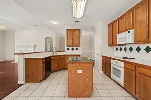 11829 Warbler Ln, Fort Worth, TX 76244 - Photo 10