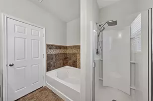 10005 Amosite Dr, Fort Worth, TX 76131 - Photo 14