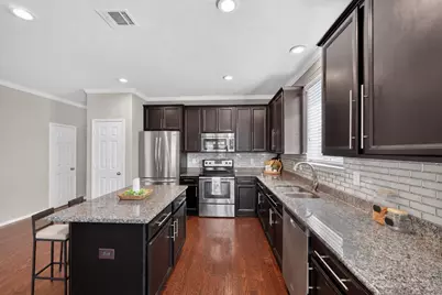 10005 Amosite Drive, Fort Worth, TX 76131 - Photo 8