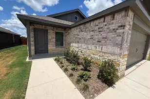 2524 Guineas Ln, Aubrey, TX 76227 - Photo 2