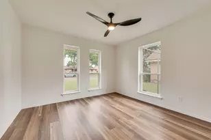 3914 Shady Hollow Ln, Dallas, TX 75233 - Photo 10