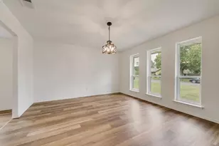 3914 Shady Hollow Ln, Dallas, TX 75233 - Photo 12