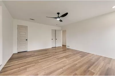 3914 Shady Hollow Lane, Dallas, TX 75233 - Photo 14