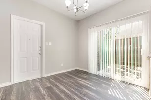 1305 Barclay Dr, Carrollton, TX 75007 - Photo 4
