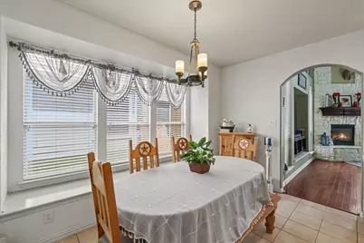 10402 Fairway Vista Drive, Rowlett, TX 75089 - Photo 8