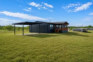 1023 Hopewell Rd, Bellevue, TX 76228 - Photo 2