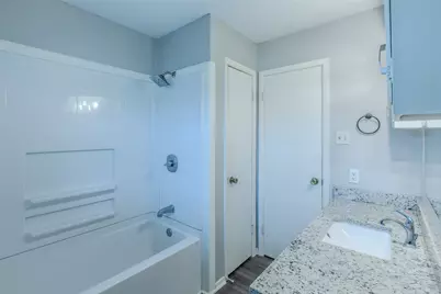 1000 N Harrison, West, TX 76691 - Photo 10