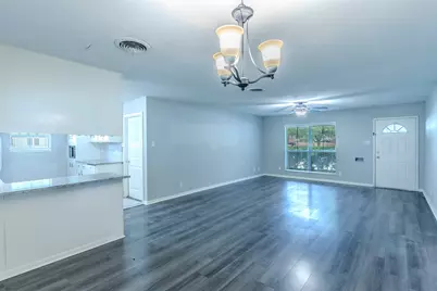 1000 N Harrison, West, TX 76691 - Photo 6