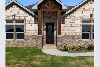 1013 Magnolia Court, Springtown, TX 76082 - Photo 1