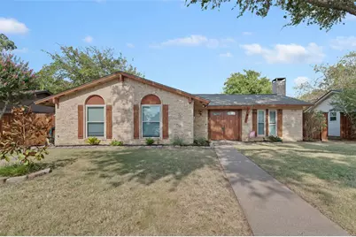 5514 Bishop Court, Lake Dallas, TX 75065 - Photo 2