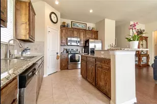 908 Lake Grove Dr, Little Elm, TX 75068 - Photo 2