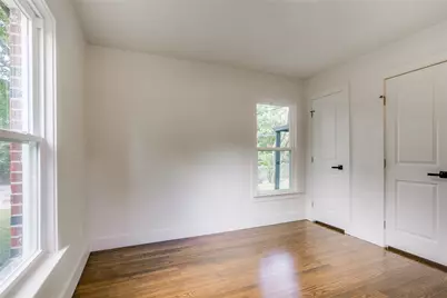3407 La Verne Avenue, Dallas, TX 75227 - Photo 4