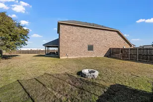 903 Dublin Ct, McGregor, TX 76657 - Photo 34