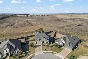 903 Dublin Ct, McGregor, TX 76657 - Photo 36