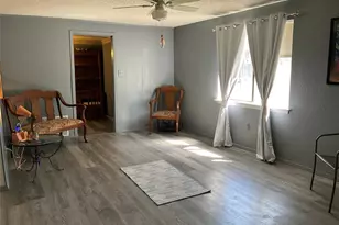 111 Canyon Dr, Whitney, TX 76692 - Photo 18