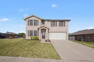 2629 Annalea Ln, Little Elm, TX 75068 - Photo 2