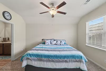 5216 Persimmon Drive, Denton, TX 76207 - Photo 8