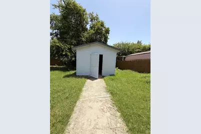 1640 Glenn Drive, Blue Mound, TX 76131 - Photo 12