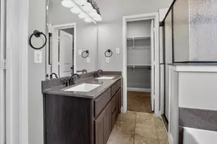 1626 Hawthorne St, Cleburne, TX 76033 - Photo 22