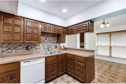 8782 Marilyn Drive, Frisco, TX 75033 - Photo 8