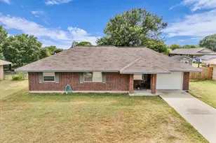 1013 S Madison St, McGregor, TX 76657 - Photo 26