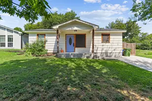 822 Mirike Dr, White Settlement, TX 76108 - Photo 2