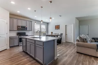 8715 Royal Star Road, Rowlett, TX 75089 - Photo 12
