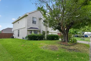 836 Snapdragon Ln, Plano, TX 75075 - Photo 2