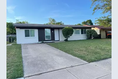 1605 Hawthorne Lane, Plano, TX 75074 - Photo 1