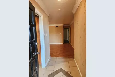 558 E Avenue J #A, Grand Prairie, TX 75050 - Photo 8