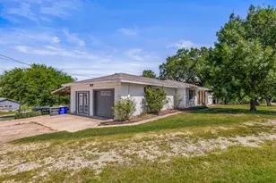1305 S Old Temple Rd, Lorena, TX 76655 - Photo 2