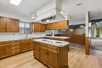1928 Loma Linda Court, Fort Worth, TX 76112 - Photo 16