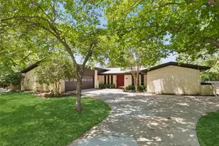 1928 Loma Linda Ct, Fort Worth, TX 76112 - Photo 1