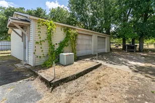 1346 S Reno Rd, Reno, TX 76082 - Photo 20