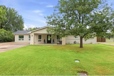2815 Roosevelt Drive, Dalworthington Gardens, TX 76016 - Photo 1