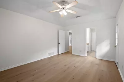 5537 Silver Maple Drive, Arlington, TX 76018 - Photo 12