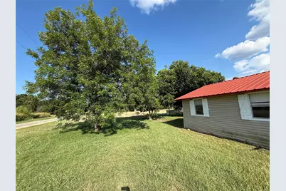 902 Grimes Road, Mineral Wells, TX 76067 - Photo 14
