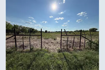 902 Grimes Road, Mineral Wells, TX 76067 - Photo 22