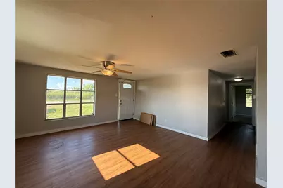 902 Grimes Road, Mineral Wells, TX 76067 - Photo 4
