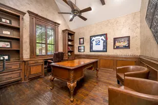 8100 Canyon Oak Dr, North Richland Hills, TX 76182 - Photo 10