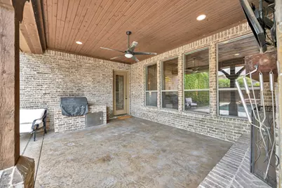 8100 Canyon Oak Drive, North Richland Hills, TX 76182 - Photo 34