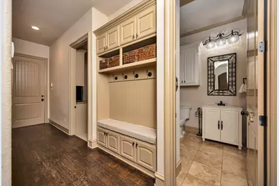 8100 Canyon Oak Drive, North Richland Hills, TX 76182 - Photo 32