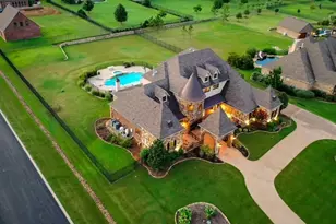 7001 Diamond Oaks Dr, Mansfield, TX 76063 - Photo 4
