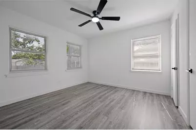 209 W 12th Street, Irving, TX 75060 - Photo 6