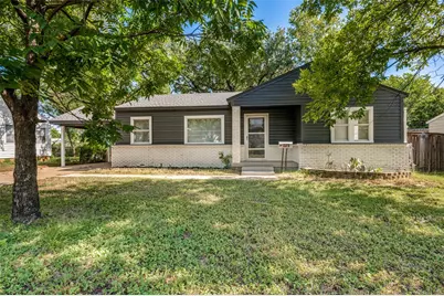 209 W 12th Street, Irving, TX 75060 - Photo 1
